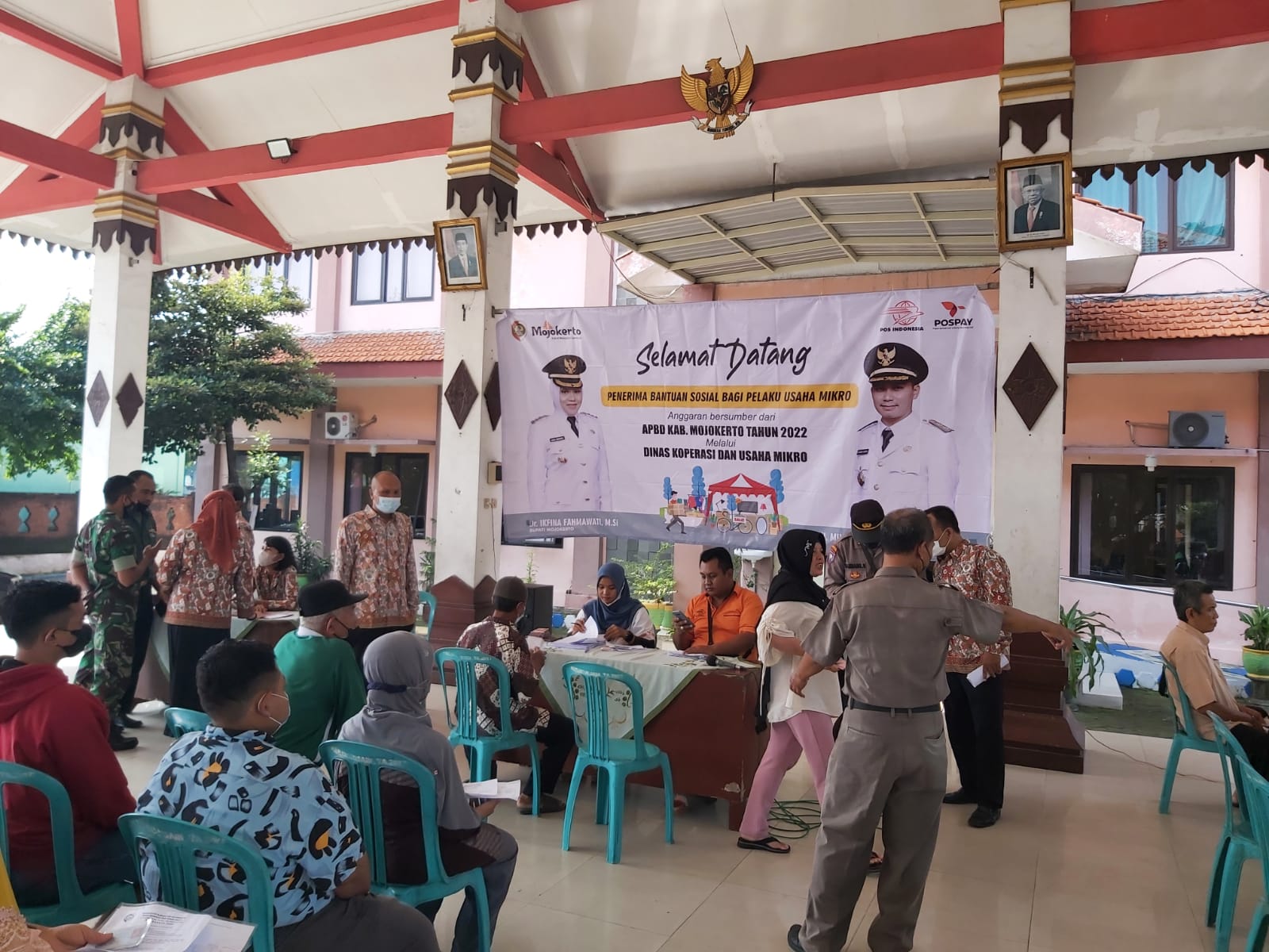 KEGIATAN BANTUAN SOSIAL PELAKU USAHA MIKRO DAN KEGIATAN VAKSIN